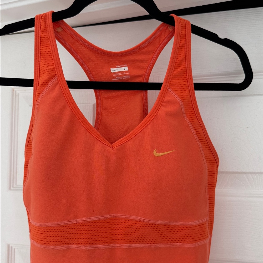 Nike Dri-Fit Racerback Sports Top - Picture 2 of 5